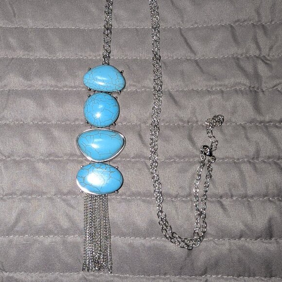 $3 with Bundle ~ Turquoise Stone Pendant Necklace Silver Tassel Boho Chic 5188 - Picture 1 of 4